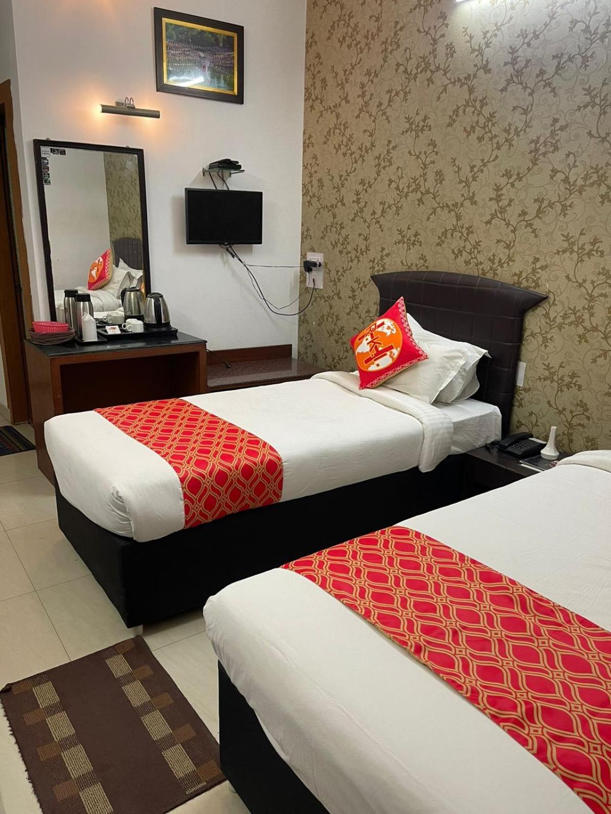 Hotel Bodh Gaya !! Top Rated & Most Awarded Property In Gaya Екстер'єр фото