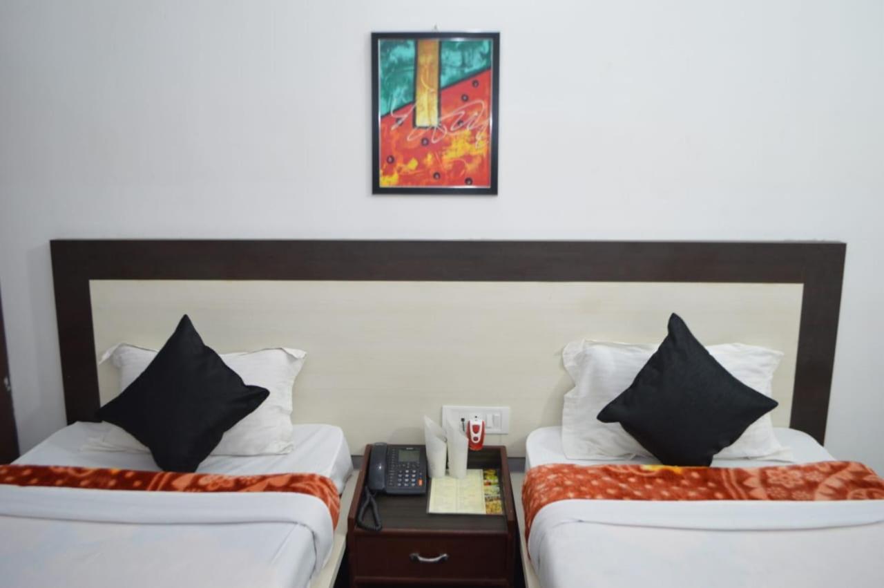 Hotel Bodh Gaya !! Top Rated & Most Awarded Property In Gaya Екстер'єр фото